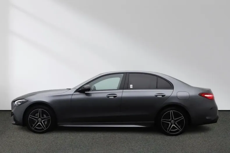 Mercedes-Benz C 300 din 2024 cu 10.500 km - oferta MER140389 - foto 2