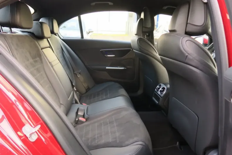 Mercedes-Benz C 200 din 2023 cu 10.352 km - oferta MER140391 - foto 9