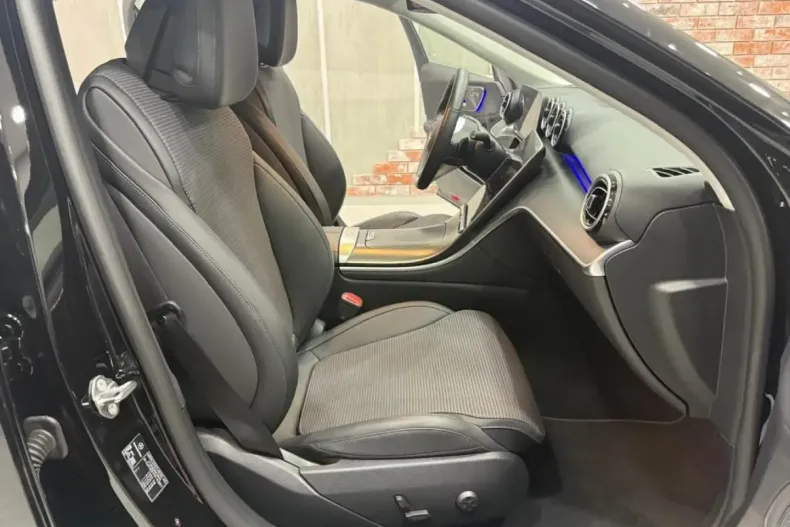 Mercedes-Benz C 220 din 2023 cu 25.000 km - oferta MER140393 - foto 5