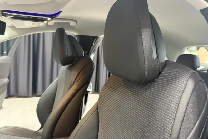 Mercedes-Benz C 220 din 2023 cu 25.000 km - oferta MER140393 - foto 20