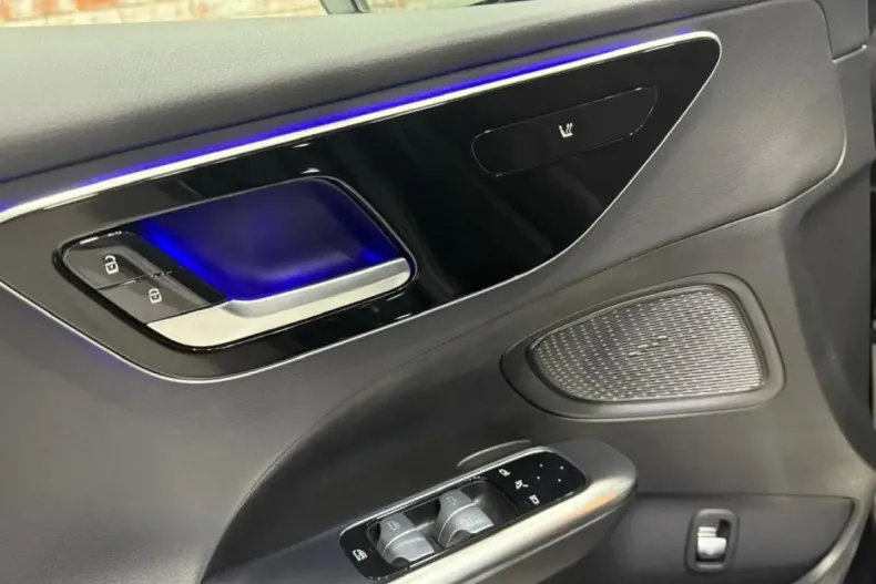 Mercedes-Benz C 220 din 2023 cu 25.000 km - oferta MER140393 - foto 21