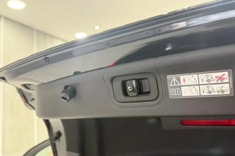 Mercedes-Benz C 220 din 2023 cu 25.000 km - oferta MER140393 - foto 22