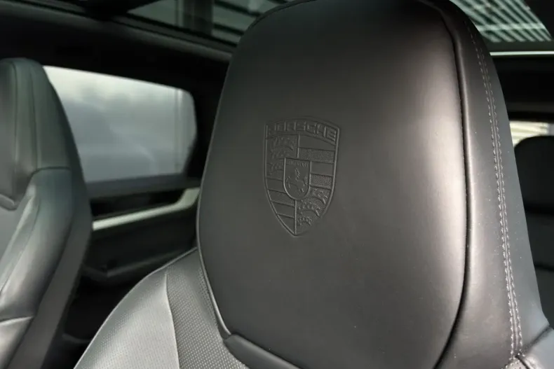 Porsche Cayenne din 2023 cu 68.100 km - oferta POR140397 - foto 23