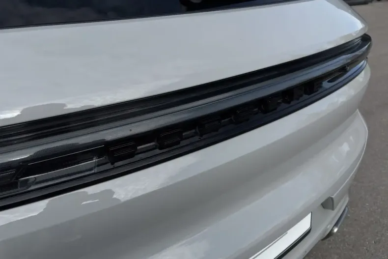 Porsche Cayenne din 2023 cu 68.100 km - oferta POR140397 - foto 27