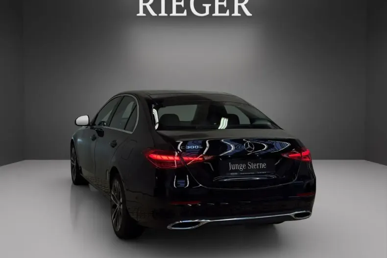 Mercedes-Benz C 300 din 2024 cu 24.361 km - oferta MER140399 - foto 9