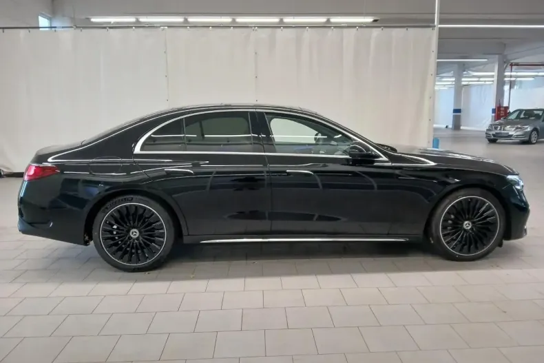 Mercedes-Benz E 200 din 2024 cu 19.200 km - oferta MER140411 - foto 3