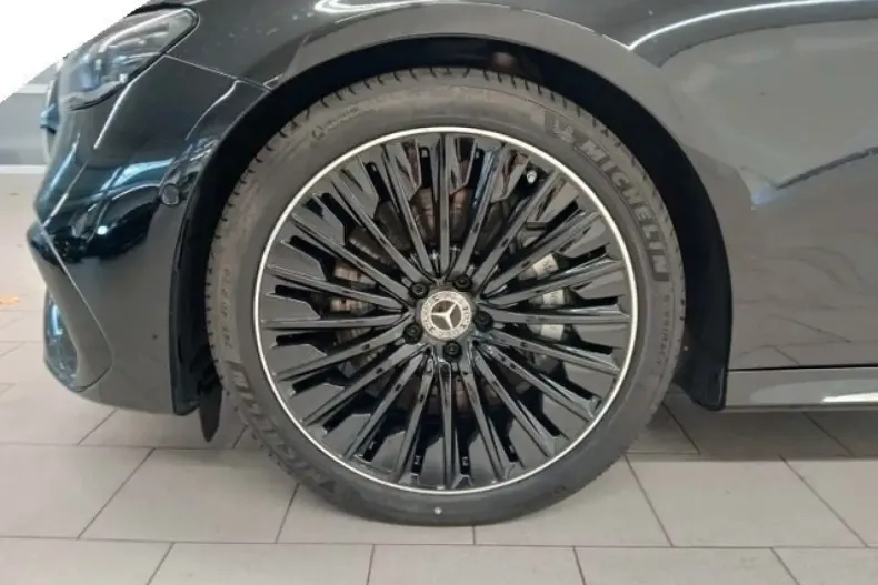 Mercedes-Benz E 200 din 2024 cu 19.200 km - oferta MER140411 - foto 6