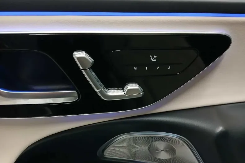 Mercedes-Benz E 200 din 2024 cu 19.200 km - oferta MER140411 - foto 18