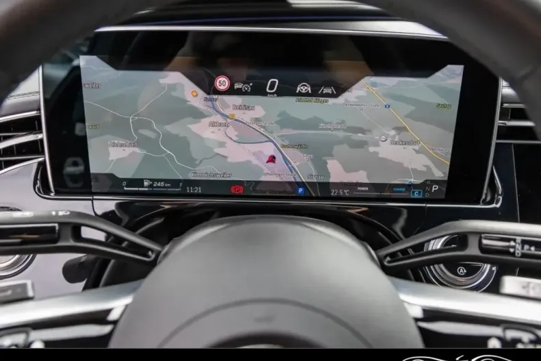 Mercedes-Benz E 200 din 2024 cu 12.250 km - oferta MER140418 - foto 13