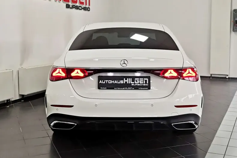 Mercedes-Benz E 200 din 2023 cu 32.810 km - oferta MER140419 - foto 5