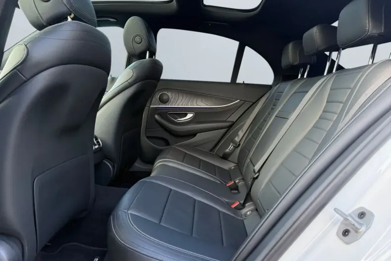 Mercedes-Benz E 400 din 2022 cu 66.500 km - oferta MER140420 - foto 17