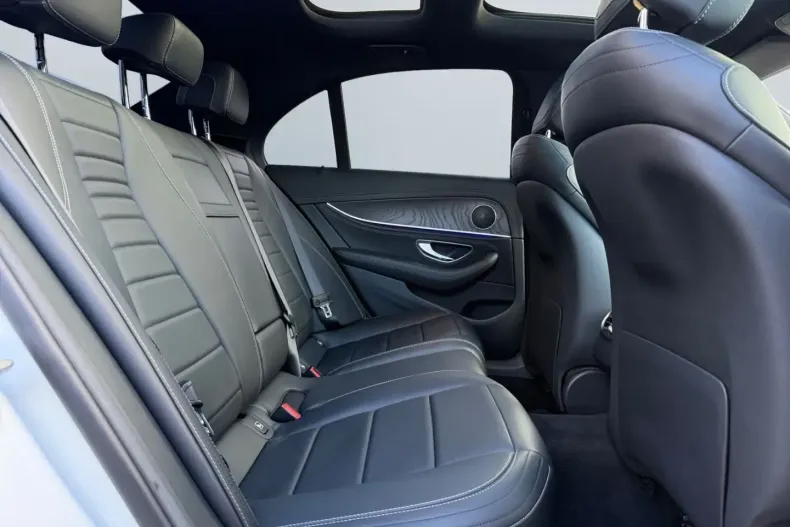 Mercedes-Benz E 400 din 2022 cu 66.500 km - oferta MER140420 - foto 20