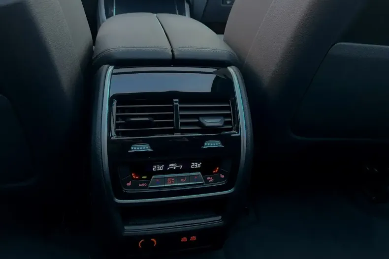 BMW X5 M60 din 2025 cu 25.144 km - oferta BMW140421 - foto 13