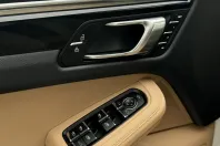 Porsche Macan din 2024 cu 7.850 km - oferta POR140430 - foto 17