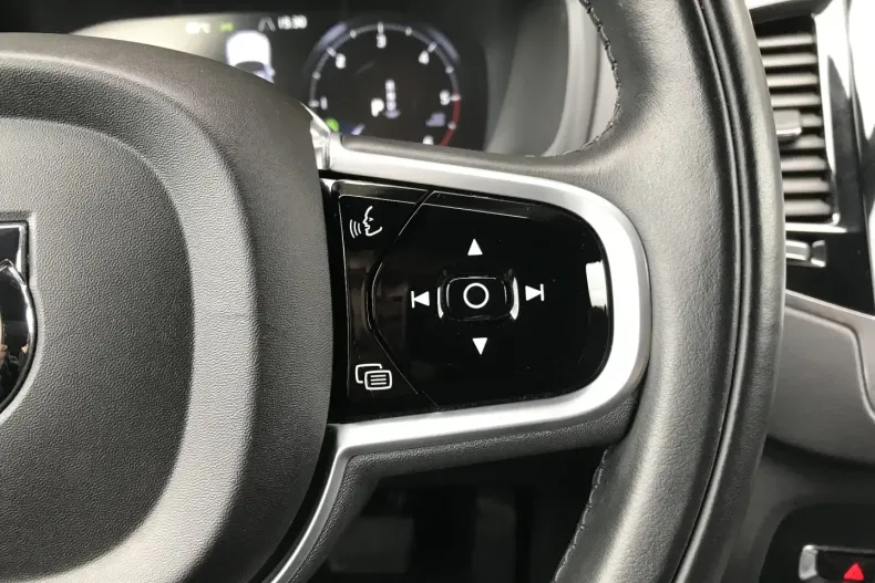 Volvo XC90 din 2021 cu 123.768 km - oferta VOL140446 - foto 19