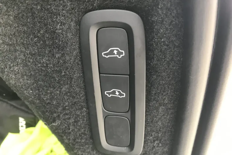 Volvo XC90 din 2021 cu 123.768 km - oferta VOL140446 - foto 36