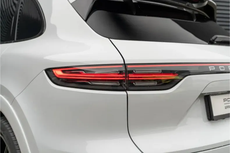 Porsche Cayenne din 2020 cu 86.500 km - oferta POR140456 - foto 19