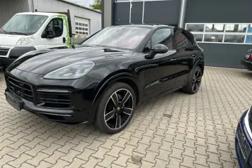 Porsche Cayenne din 2021 - oferta POR140461