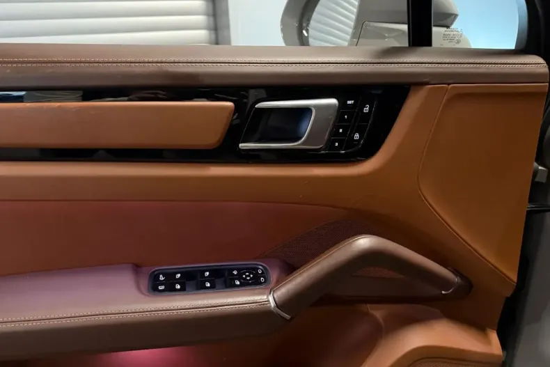 Porsche Cayenne din 2021 cu 123.201 km - oferta POR140470 - foto 11