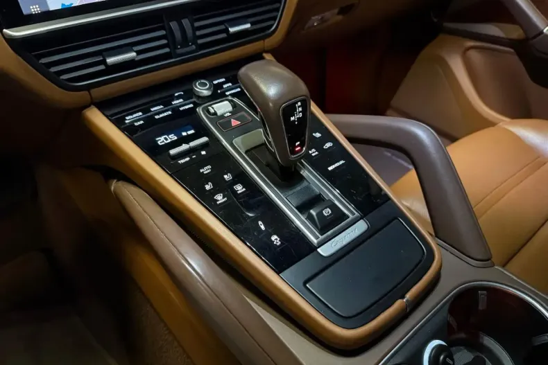 Porsche Cayenne din 2021 cu 123.201 km - oferta POR140470 - foto 23