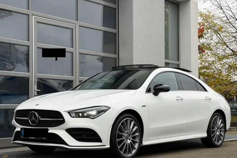 Mercedes-Benz CLA 250 din 2021 cu 101.469 km - oferta MER140482 - foto 1