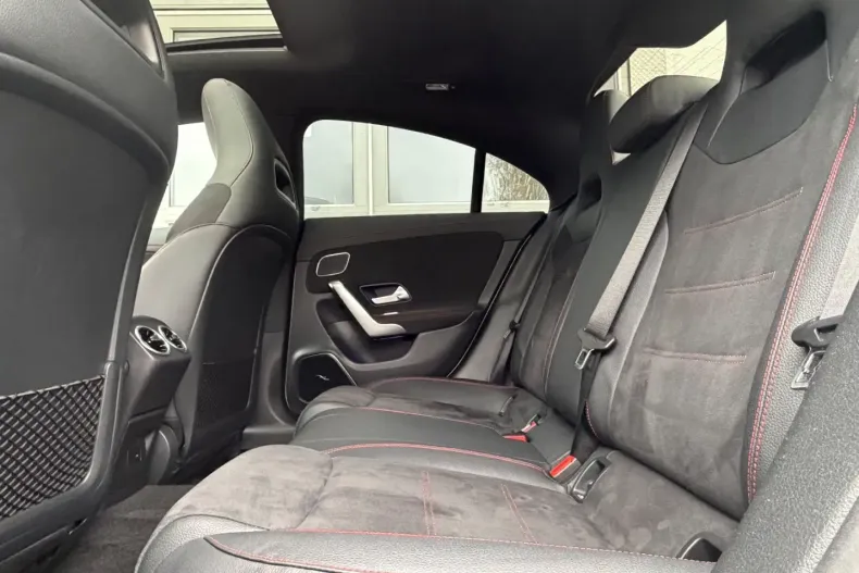 Mercedes-Benz CLA 250 din 2021 cu 101.469 km - oferta MER140482 - foto 12