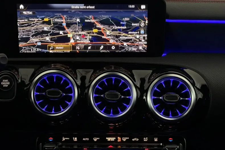 Mercedes-Benz CLA 250 din 2021 cu 101.469 km - oferta MER140482 - foto 13