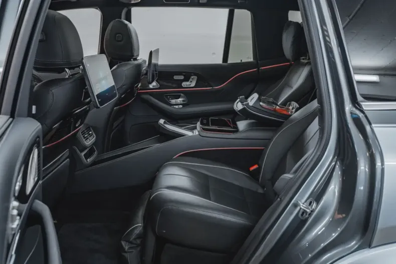 Mercedes-Benz GLS 600 din 2023 cu 44.000 km - oferta MER140487 - foto 14