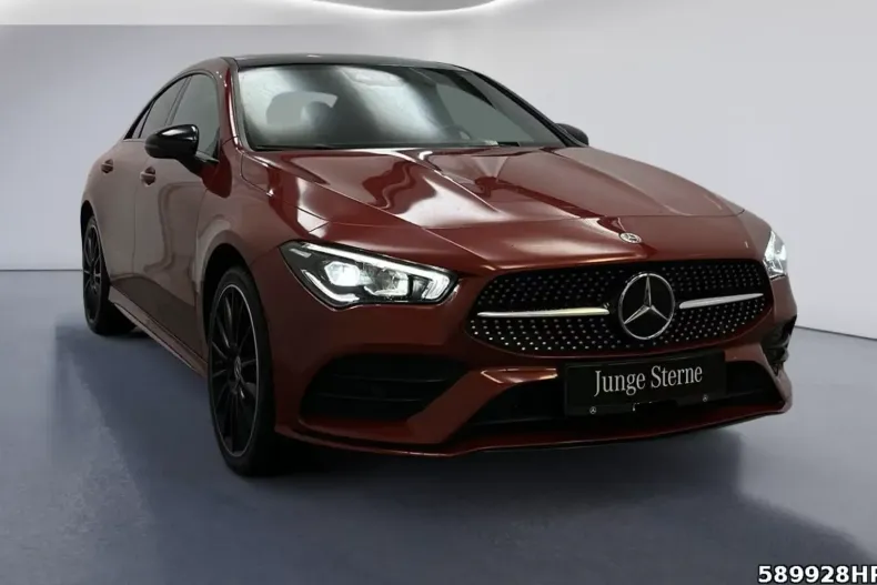 Mercedes-Benz CLA 250 din 2022 cu 61.646 km - oferta MER140490 - foto 1