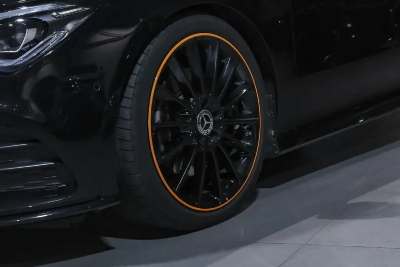 Mercedes-Benz CLA 200 din 2020 cu 81.191 km - oferta MER140491 - foto 5