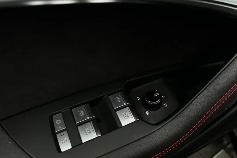 Audi RS6 din 2024 cu 24.672 km - oferta AUD140494 - foto 36