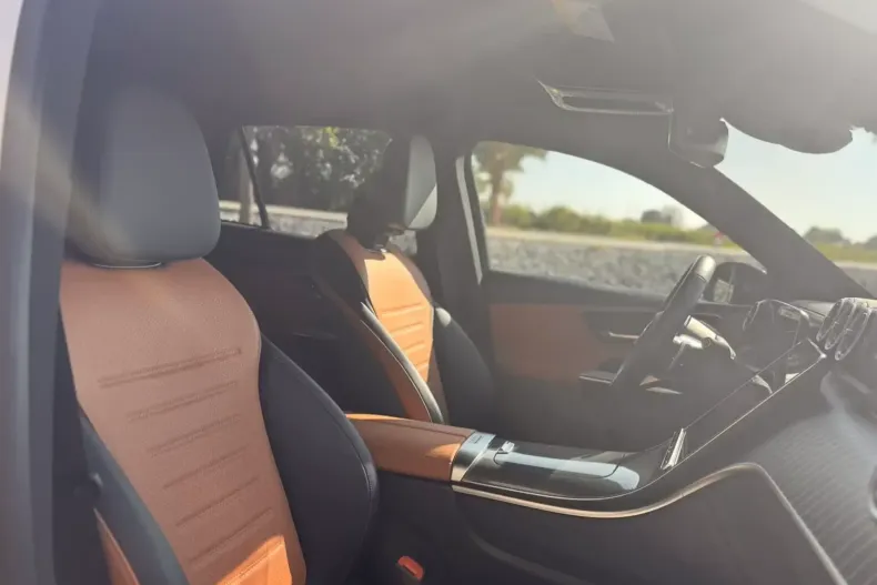 Mercedes-Benz GLC 220 din 2024 cu 16.259 km - oferta MER140495 - foto 9