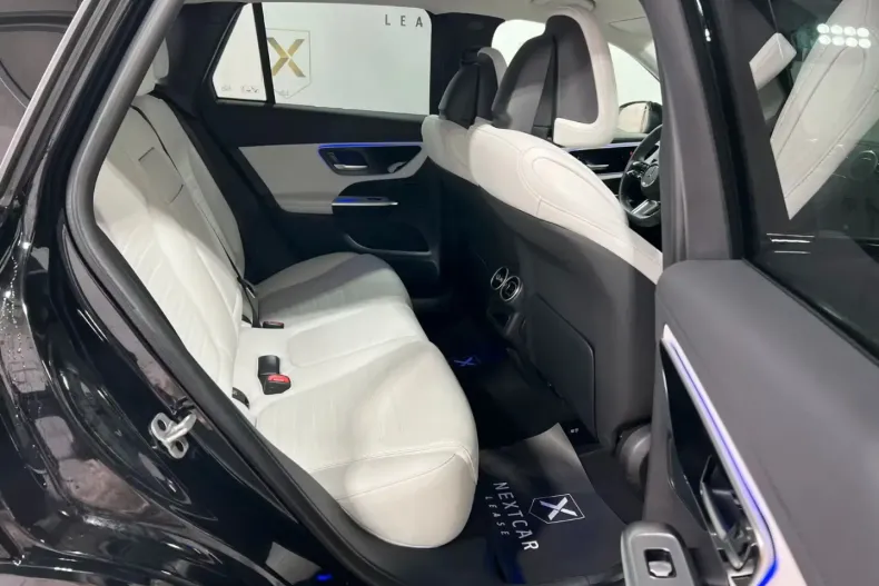 Mercedes-Benz GLC 200 din 2023 cu 46.990 km - oferta MER140508 - foto 8