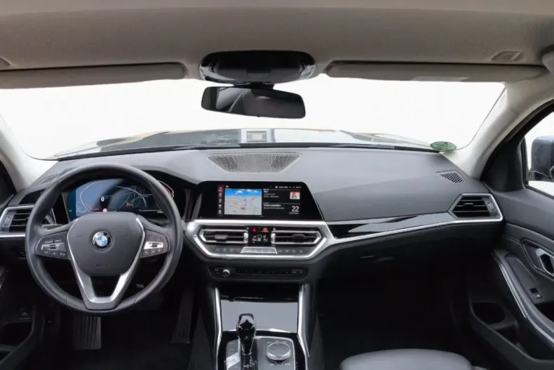 BMW 320 din 2022 cu 35.167 km - oferta BMW140514 - foto 5