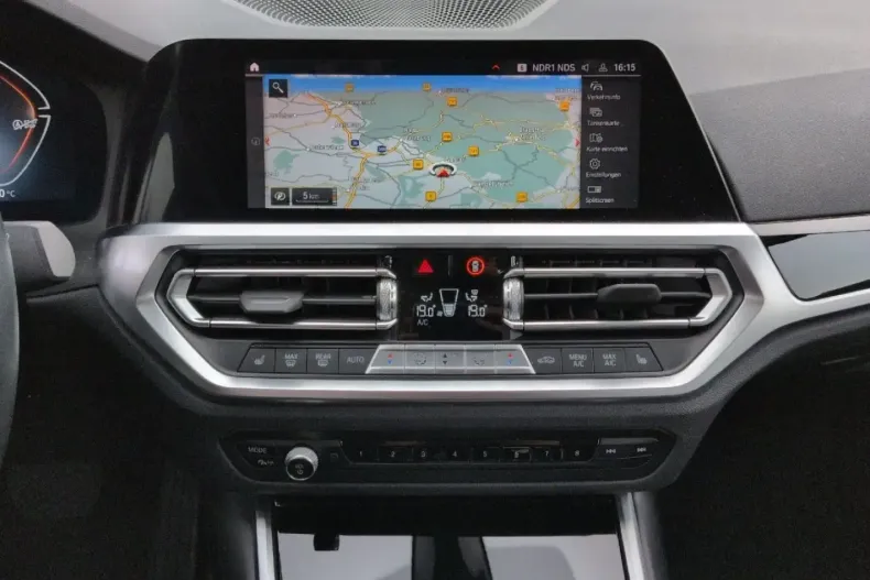 BMW 320 din 2022 cu 35.167 km - oferta BMW140514 - foto 7