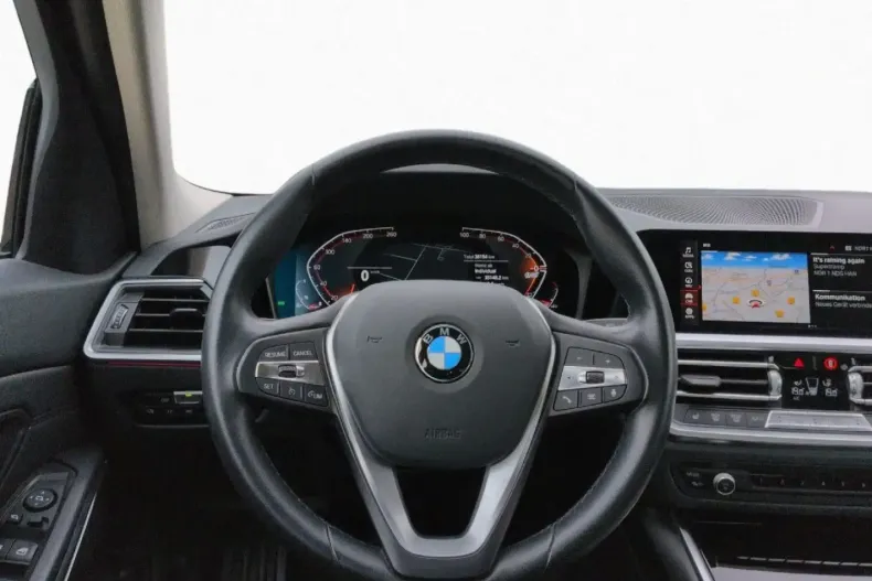 BMW 320 din 2022 cu 35.167 km - oferta BMW140514 - foto 11