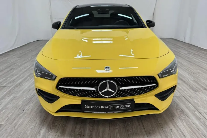 Mercedes-Benz CLA 200 din 2023 cu 4.200 km - oferta MER140519 - foto 4