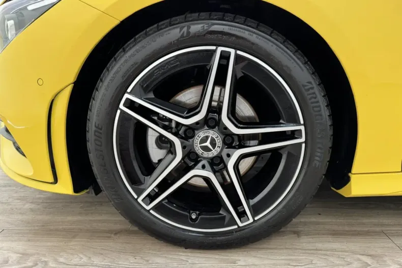 Mercedes-Benz CLA 200 din 2023 cu 4.200 km - oferta MER140519 - foto 8