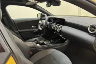 Mercedes-Benz CLA 200 din 2023 cu 4.200 km - oferta MER140519 - foto 12