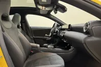 Mercedes-Benz CLA 200 din 2023 cu 4.200 km - oferta MER140519 - foto 13