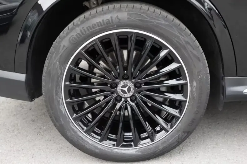 Mercedes-Benz GLC 200 din 2023 cu 20.900 km - oferta MER140521 - foto 3