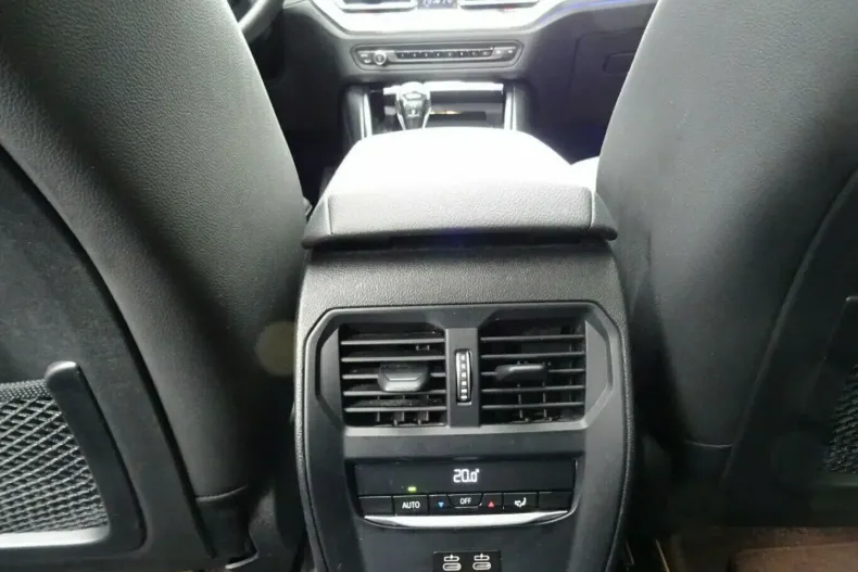 BMW 320 din 2021 cu 92.607 km - oferta BMW140523 - foto 19