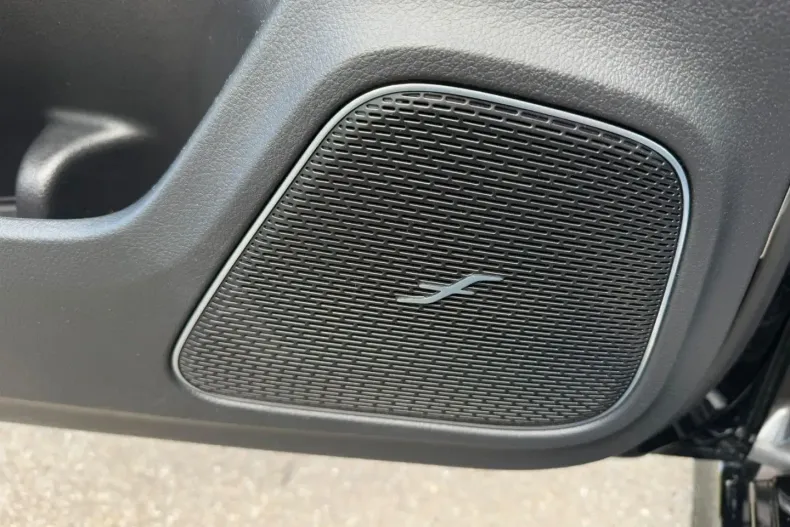 Mercedes-Benz CLA 200 din 2024 cu 9.201 km - oferta MER140532 - foto 13