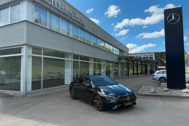Mercedes-Benz CLA 200 din 2024 cu 9.201 km - oferta MER140532 - foto 14