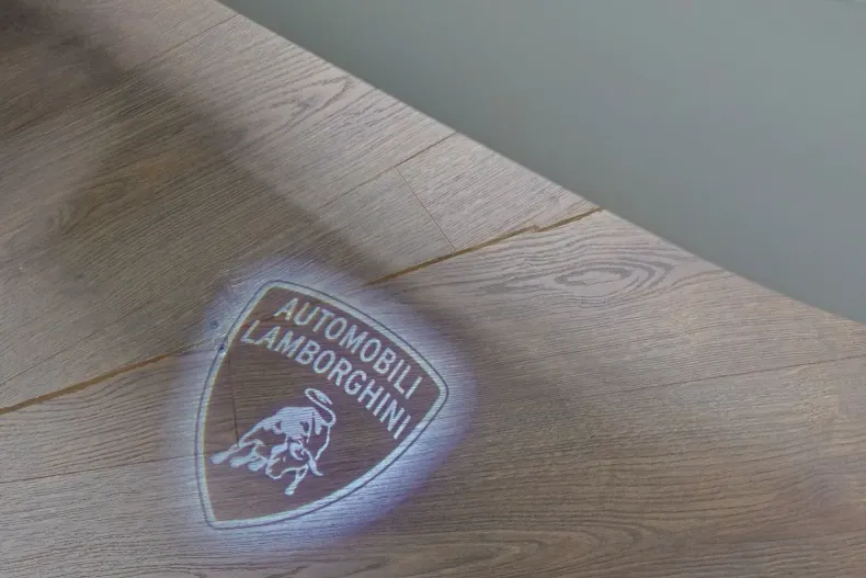 Lamborghini Urus din 2023 cu 5.650 km - oferta LAM140551 - foto 23