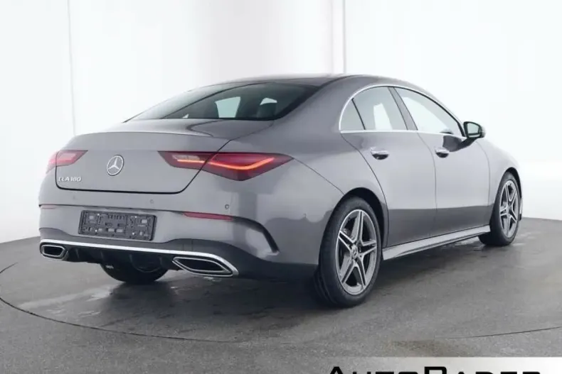 Mercedes-Benz CLA 180 din 2024 cu 17.280 km - oferta MER140552 - foto 2