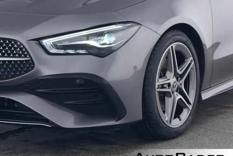 Mercedes-Benz CLA 180 din 2024 cu 17.280 km - oferta MER140552 - foto 3