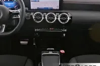 Mercedes-Benz CLA 180 din 2024 cu 17.280 km - oferta MER140552 - foto 5