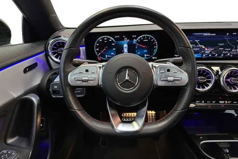 Mercedes-Benz CLA 250 din 2022 cu 61.646 km - oferta MER140553 - foto 12