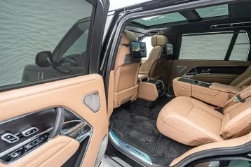 Land Rover Range Rover din 2025 - oferta LAN140554